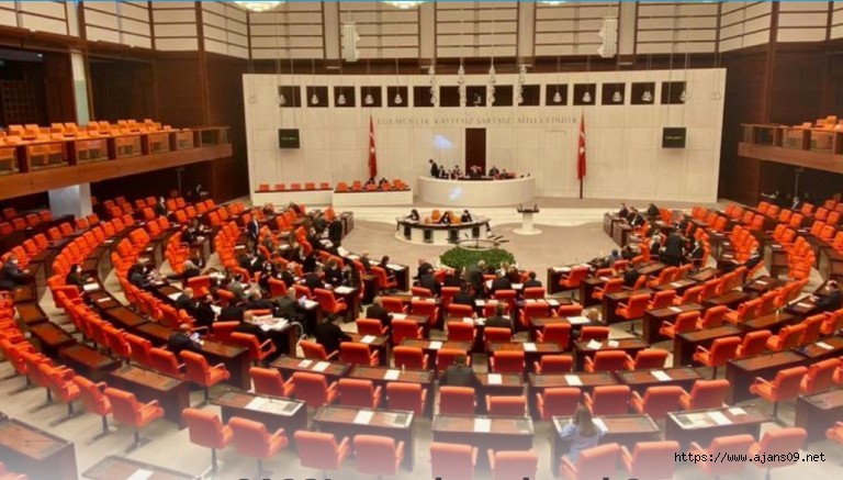 Meclis'te yeni anayasa teklifi