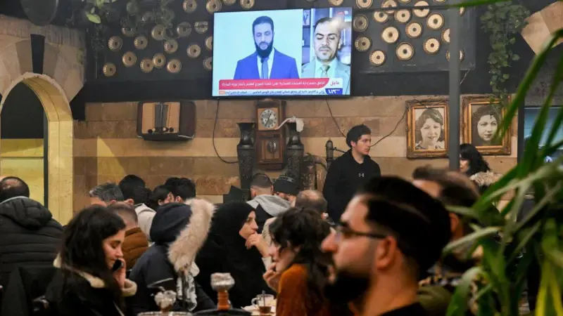Ahmed eş-Şera yeni Suriye'nin yol haritasını açıkladı: Anayasa, çeşitlilik, toprak bütünlüğü