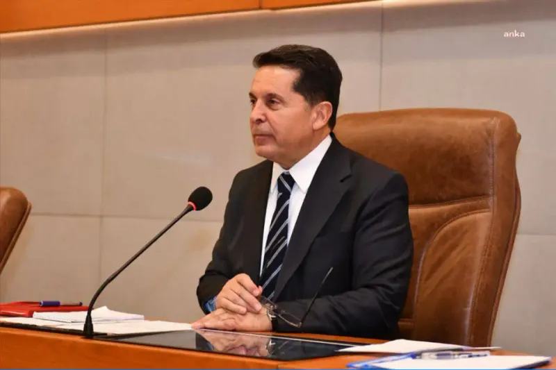 Ahmet Özer'den Esenyurt'taki kayyım değişikliğine tepki: