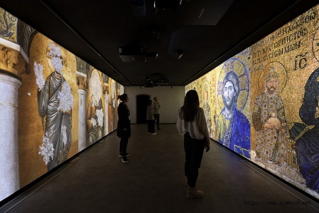 Ayasofya Tarih ve Deneyim Müzesi ile Efes Deneyim Müzesi 2024 yılı sonuna kadar öğrencilere yüzde 50 indirimli