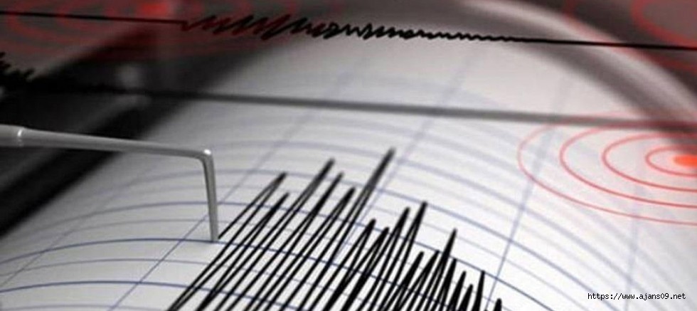 Balıkesir Depremde 10'danFazla  Bina Yıkıldı