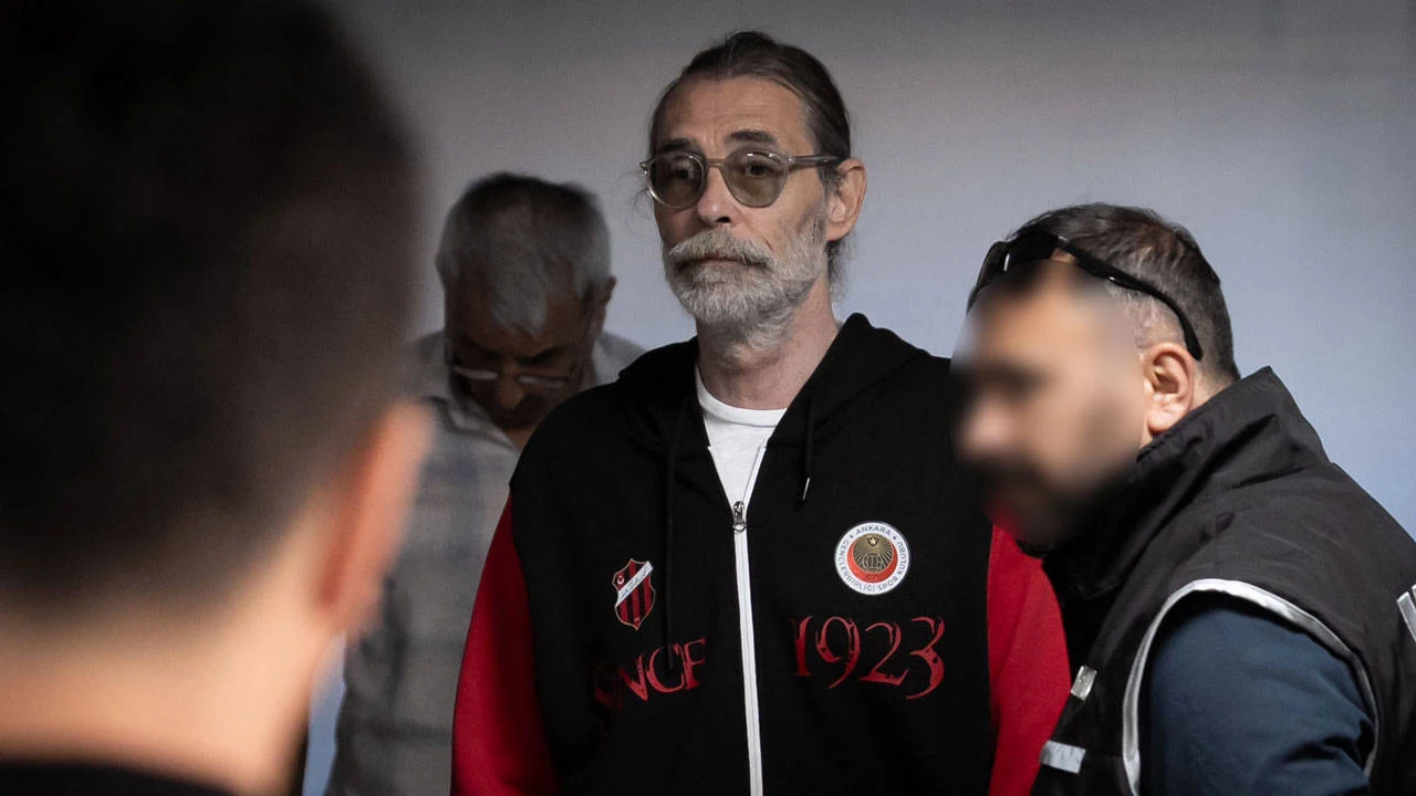 Erdal Beşikcioğlu "Behzat Ç." iddiasına yanıt verdi