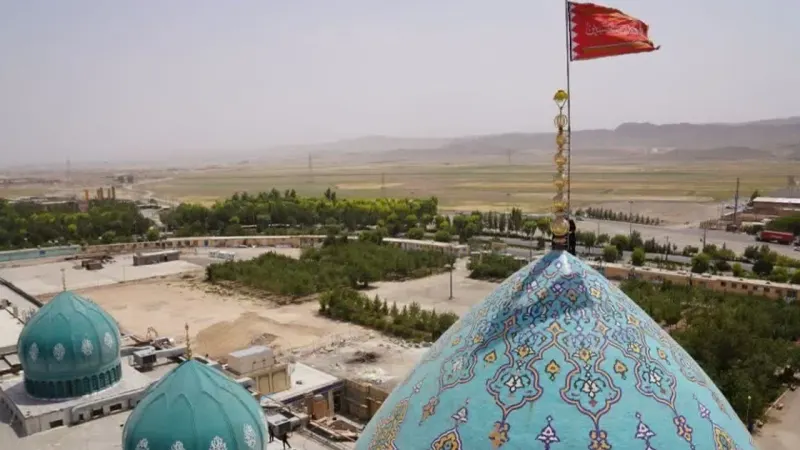 Heniyye suikastı sonrası İran, intikam bayrağını çekti