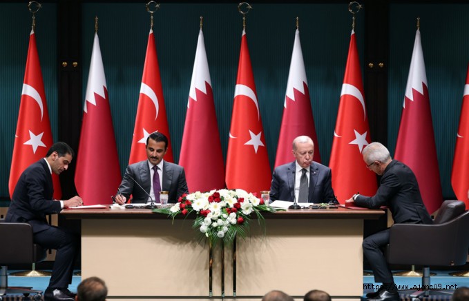 Katar Emiri Şeyh Temim Cumhurbaşkanlığı Sarayında