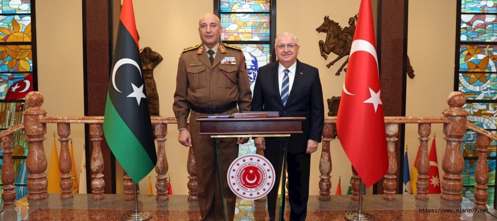 Libya Genel Kurmay Başkanının Uçağı Ankara'da Düştü