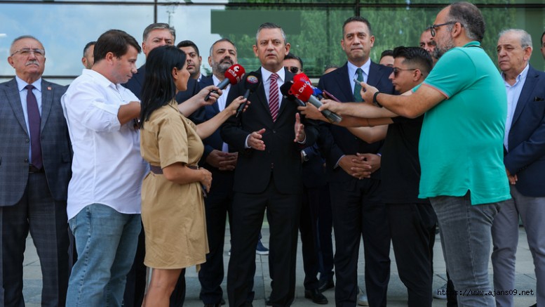 Özgür Özel'in Gündemi Yine Erken Seçim