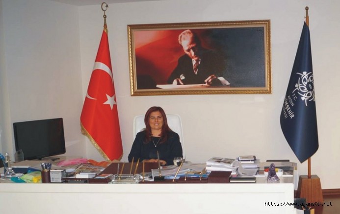 Özlem Çerçioğlu Günler <sonra Suskunluğunu Bozdu