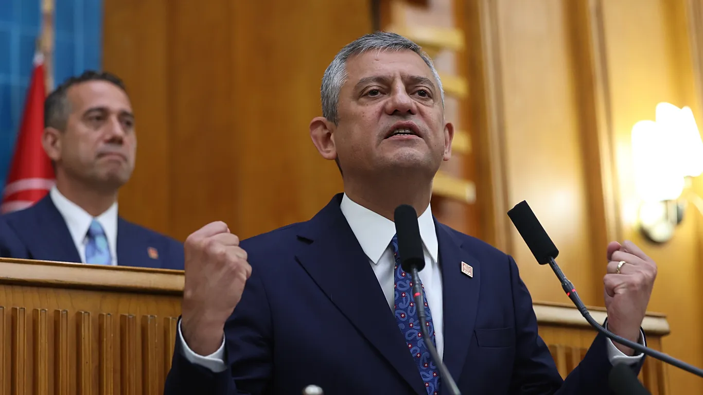Partide büyük mücadele veriyoruz, sonuna kadar direneceğiz