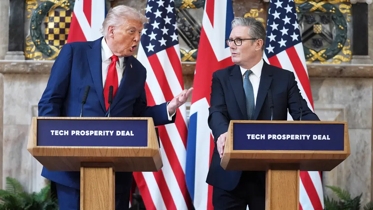 Trump İngiltere Başbakanına Hakaret: EZİK